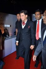 Shahrukh Khan at NDTV Profit Business Leadership Award in Taj Land_s End on 7th Jan 2012 (33).JPG